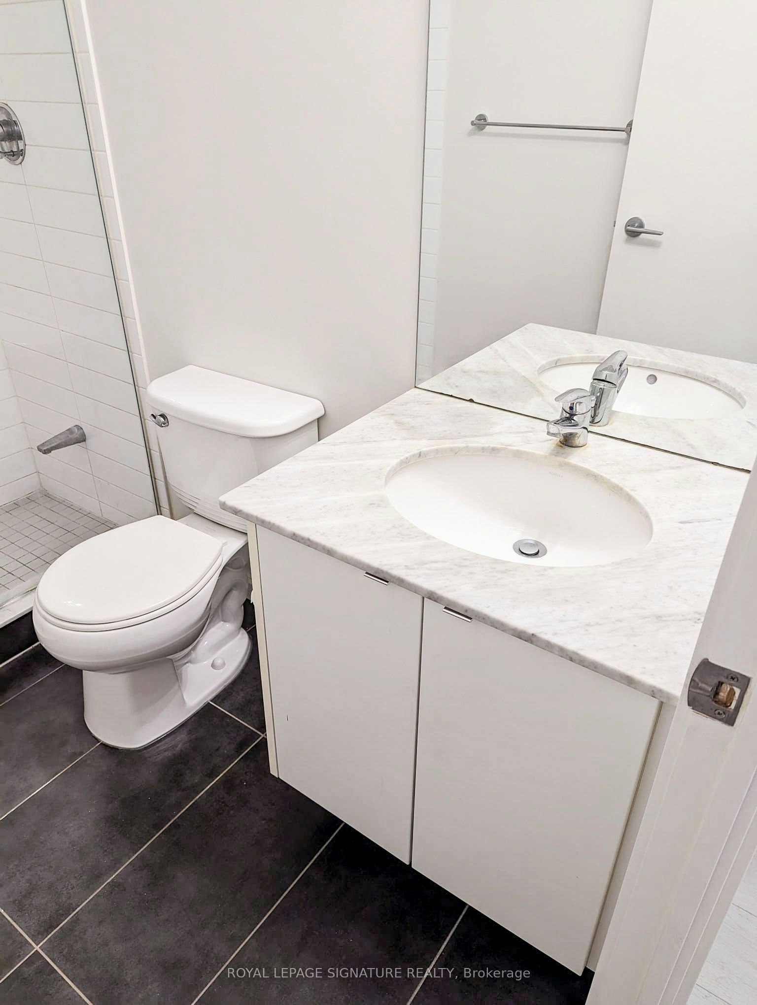 919-55 East Liberty Street, Toronto, ON, M6K 3P9 - 9