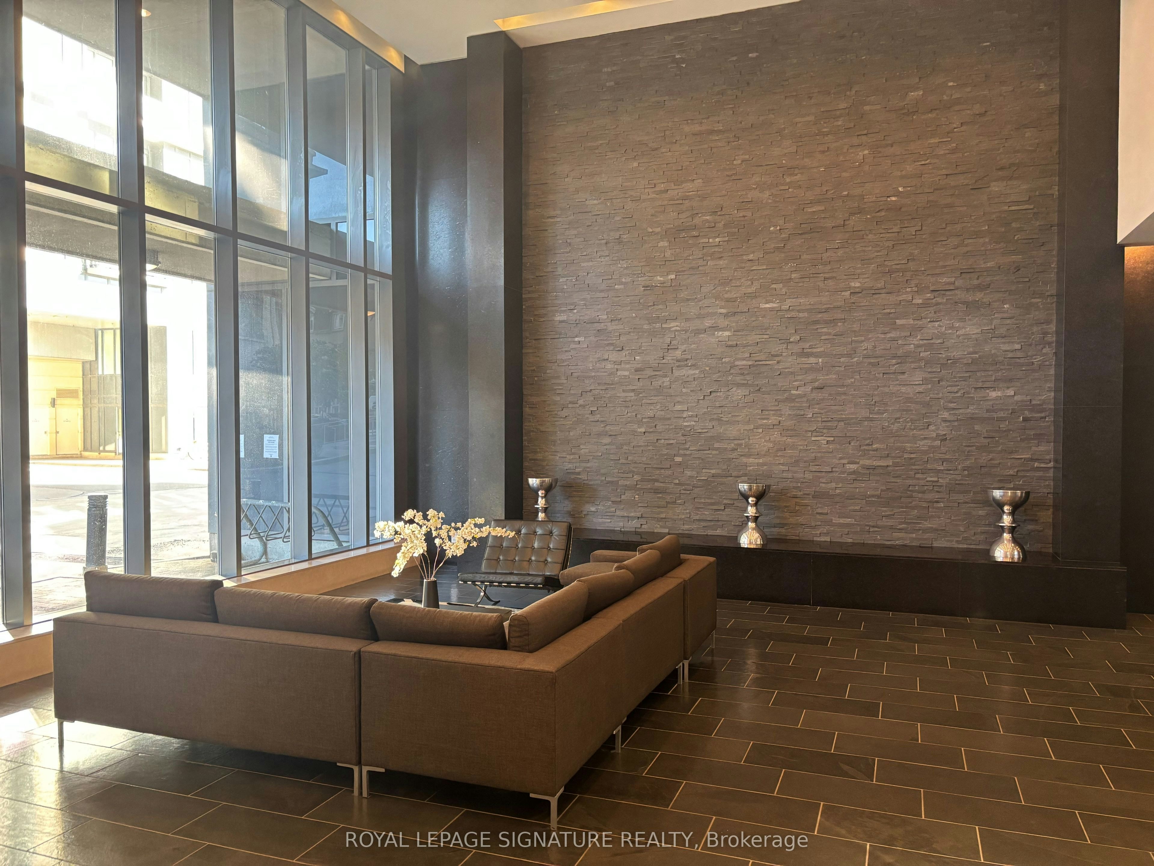 919-55 East Liberty Street, Toronto, ON, M6K 3P9 - 16