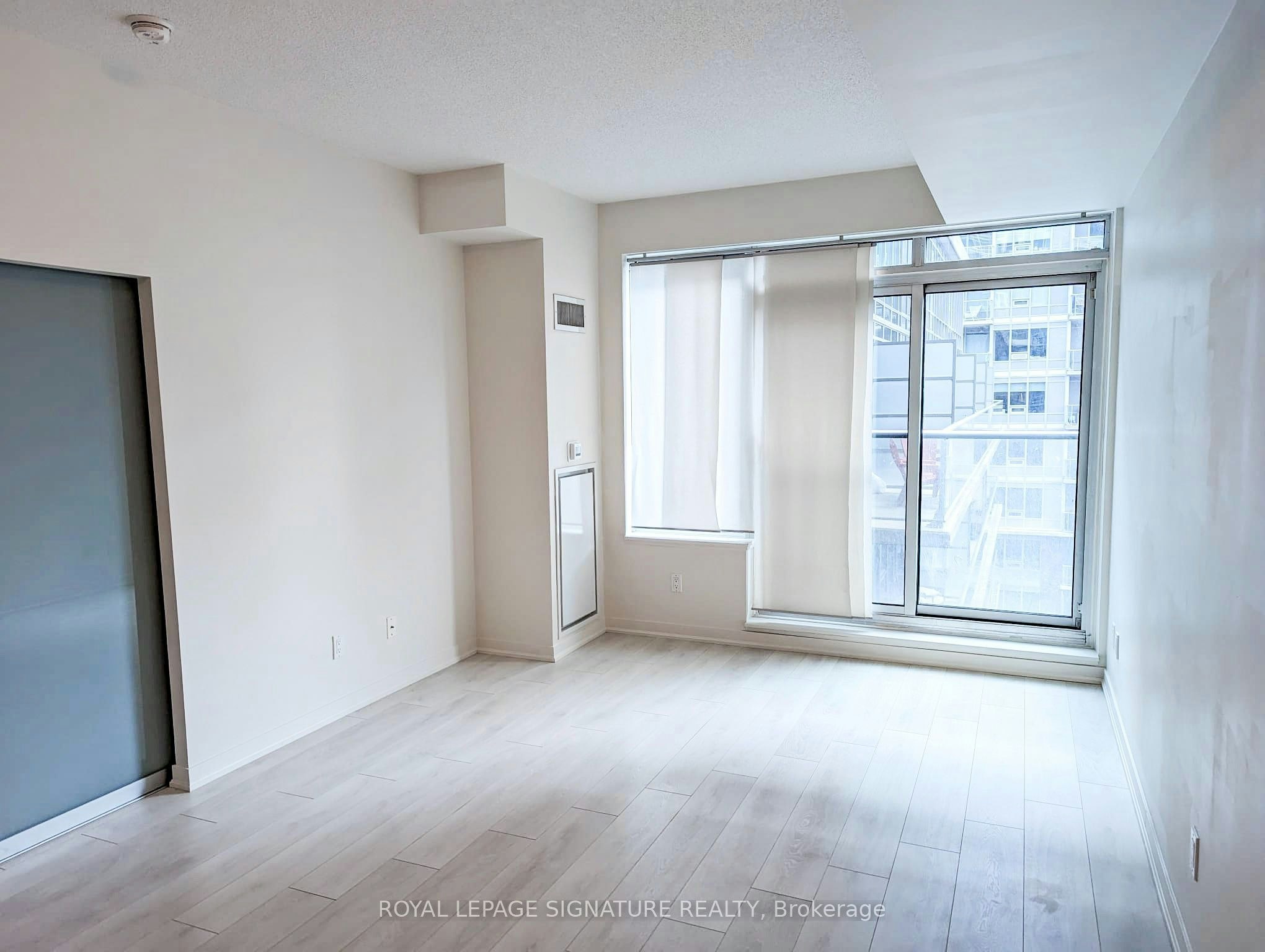 919-55 East Liberty Street, Toronto, ON, M6K 3P9 - 4
