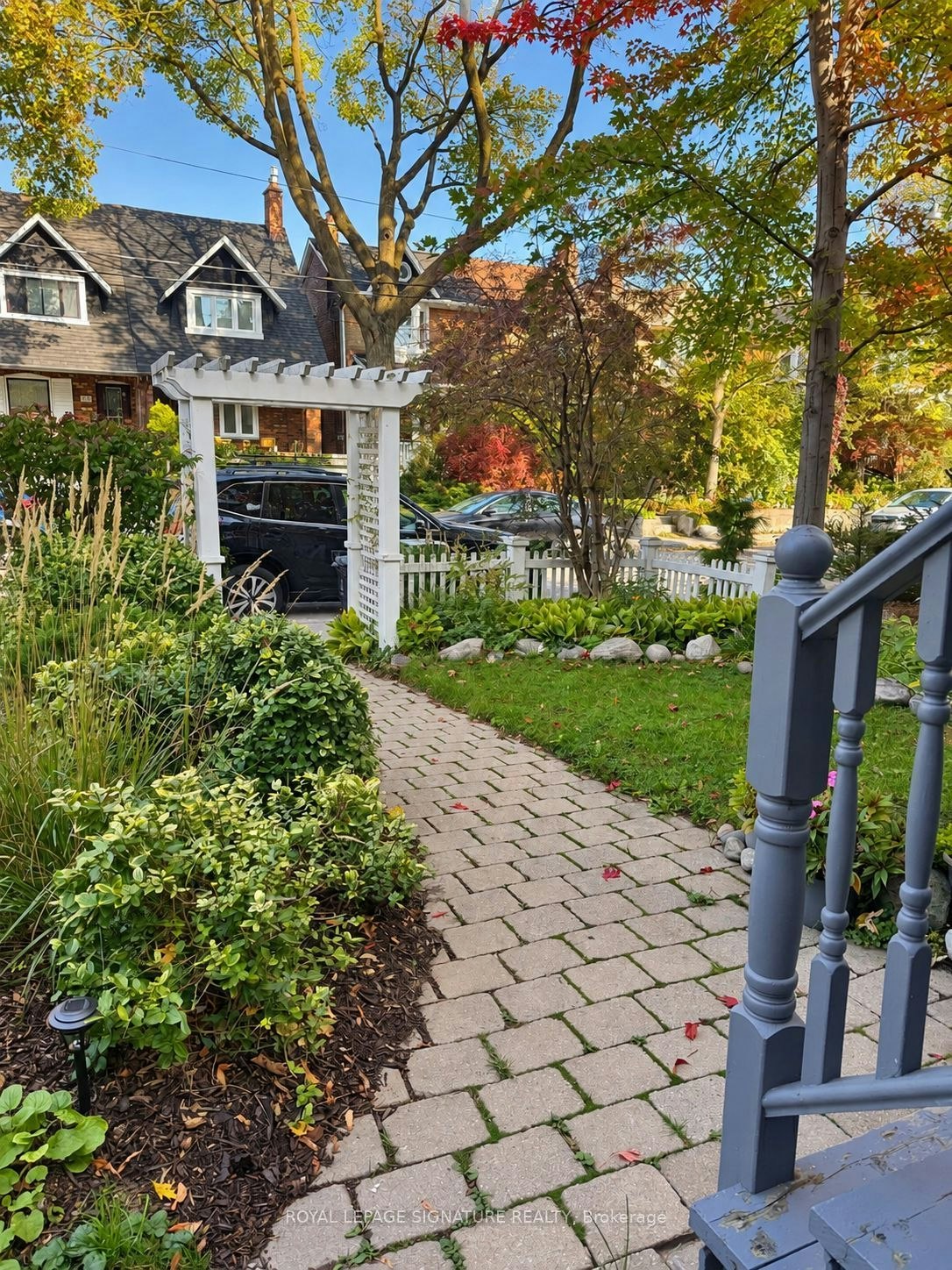 Lower-211 Melita Avenue, Toronto, ON, M6G 2A1 - 9