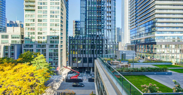 604-33 Lombard Street, Toronto, ON, M5C 3H8 - 33