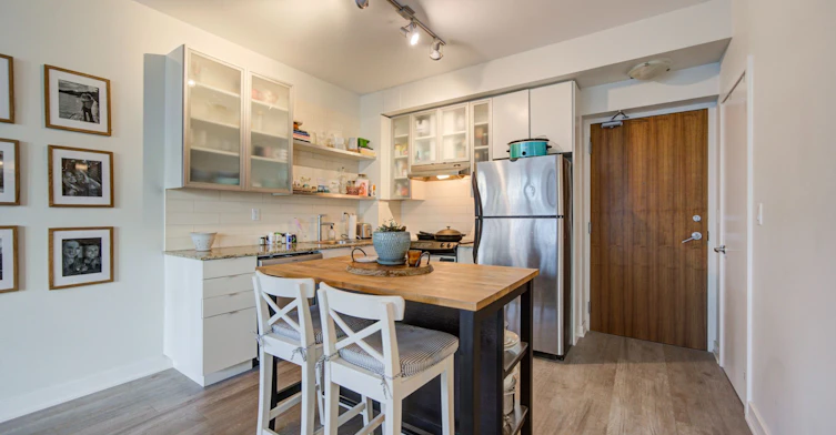 604-33 Lombard Street, Toronto, ON, M5C 3H8 - 4