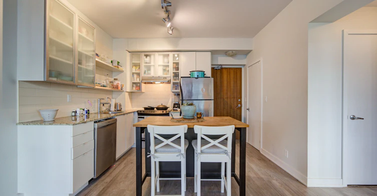 604-33 Lombard Street, Toronto, ON, M5C 3H8 - 5