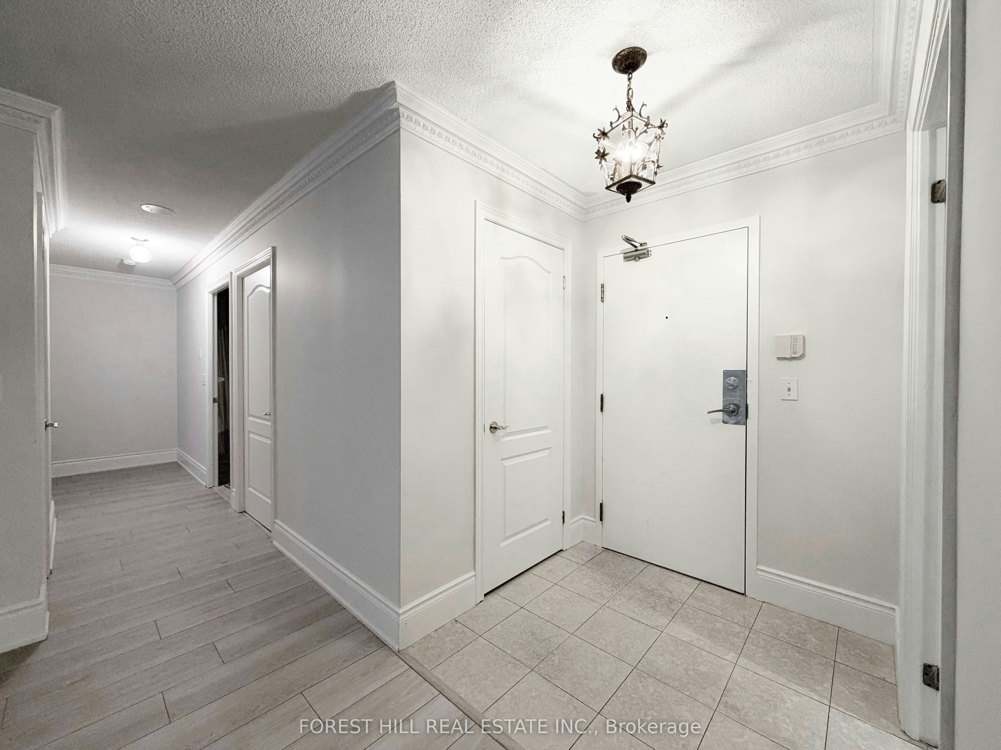 205-75 York Mills Road, Toronto, ON, M5P 2E7 - 7