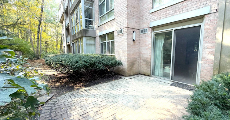 205-75 York Mills Road, Toronto, ON, M5P 2E7 - 21
