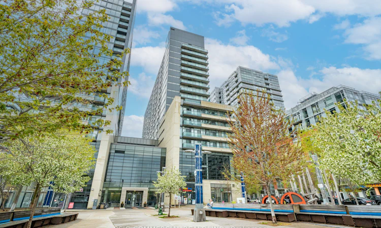 803W-36 Lisgar Street