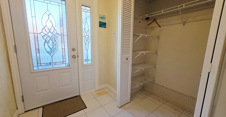 205 Searle Avenue, Toronto, ON, M3H 4B6 - 3
