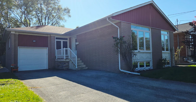 205 Searle Avenue, Toronto, ON, M3H 4B6 - 2