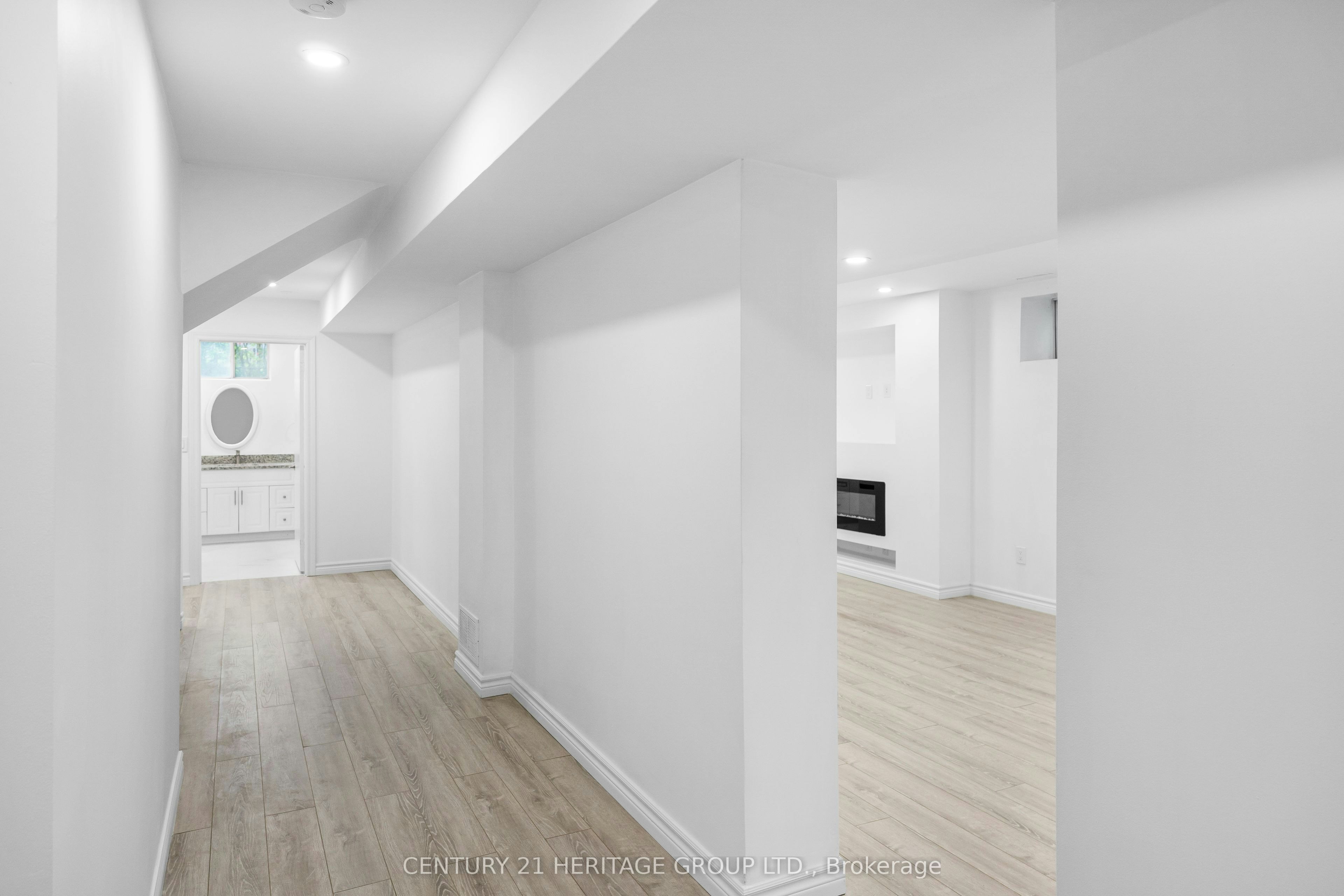 Basement-94 Charlton Boulevard, Toronto, ON, M2M 1B9 - 13