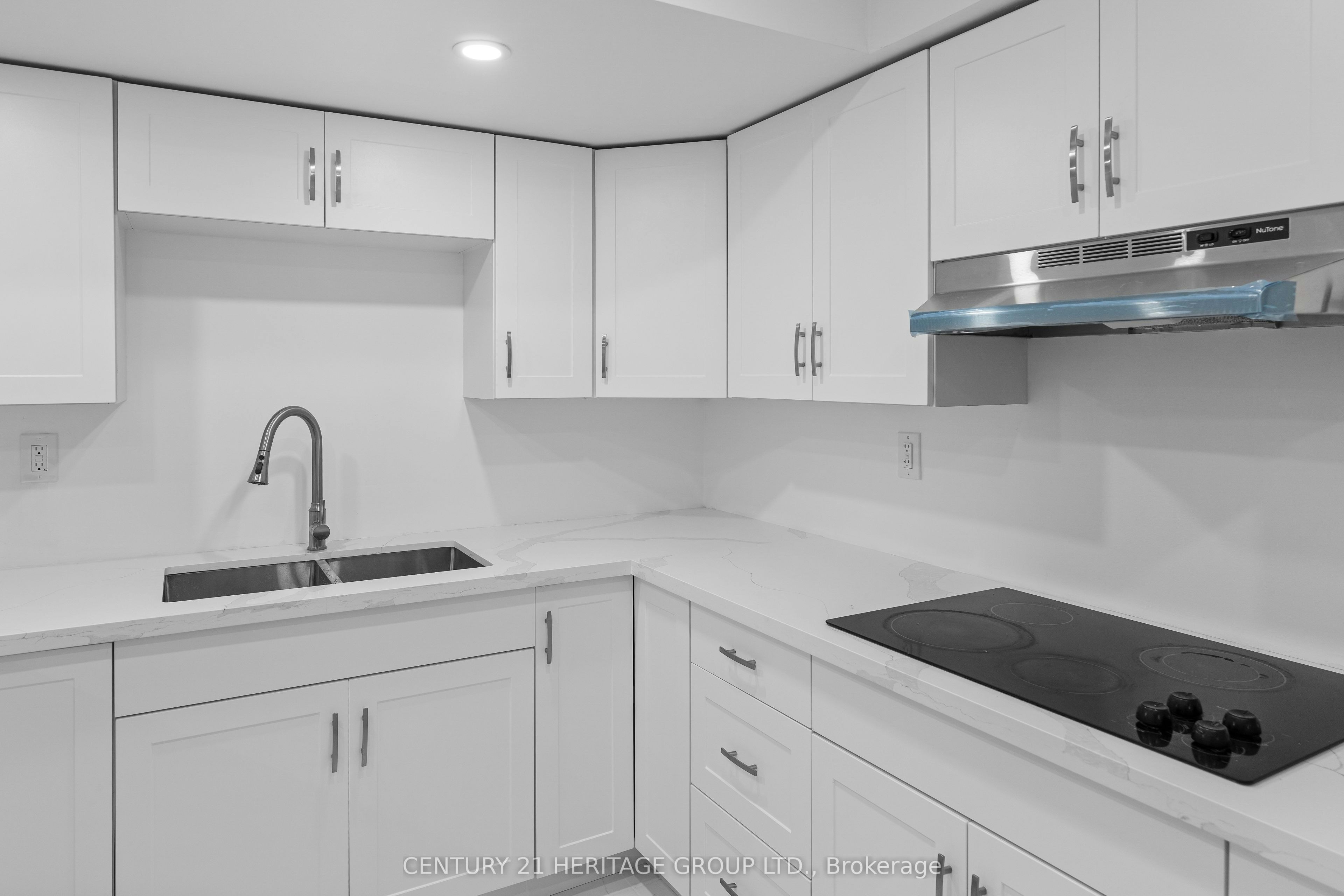Basement-94 Charlton Boulevard, Toronto, ON, M2M 1B9 - 5