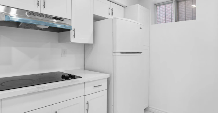 Basement-94 Charlton Boulevard, Toronto, ON, M2M 1B9 - 17