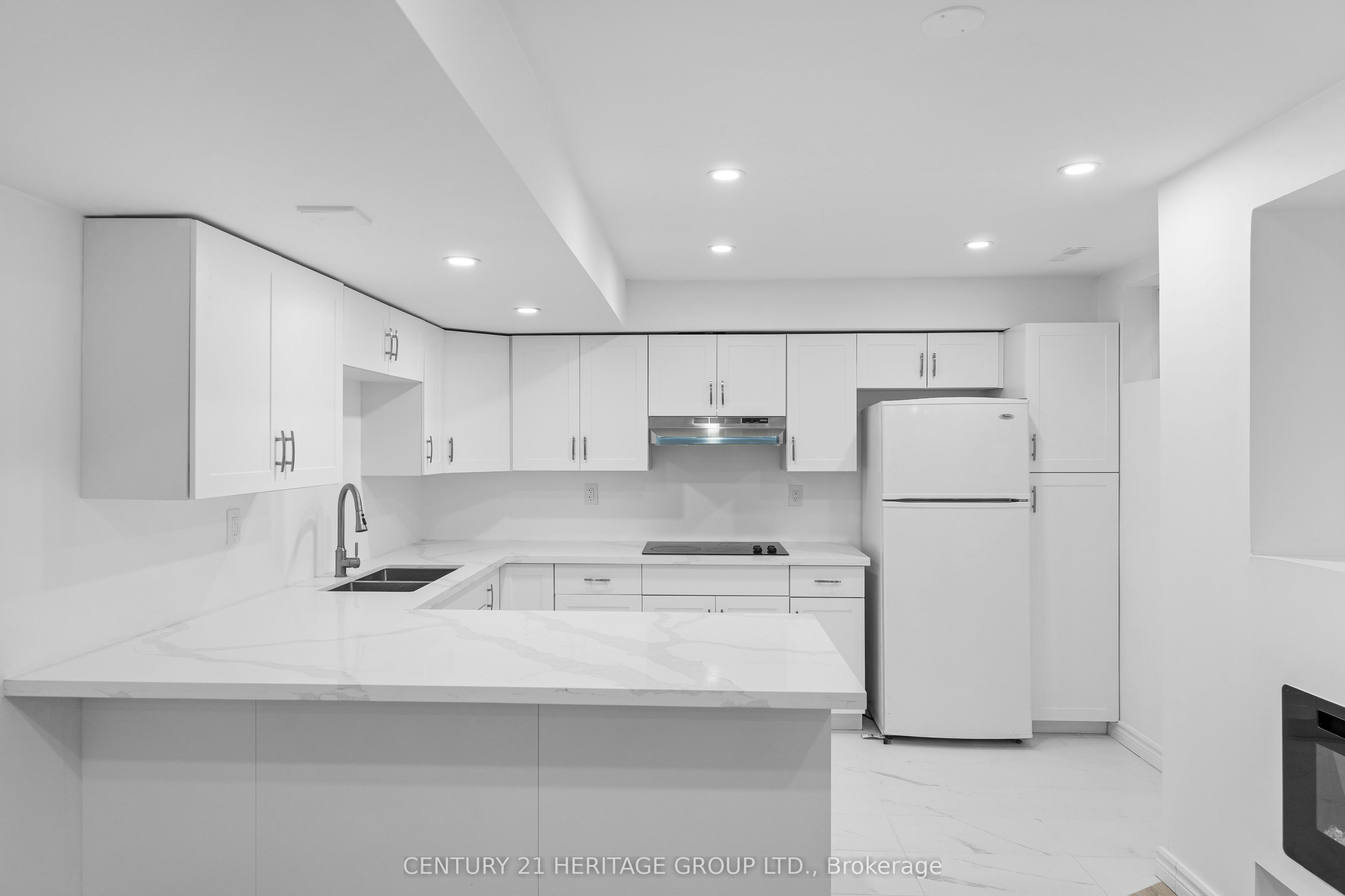 Basement-94 Charlton Boulevard, Toronto, ON, M2M 1B9 - 3