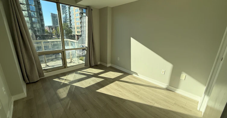 202-35 Mariner Terrace, Toronto, ON, M5V 3V9 - 11