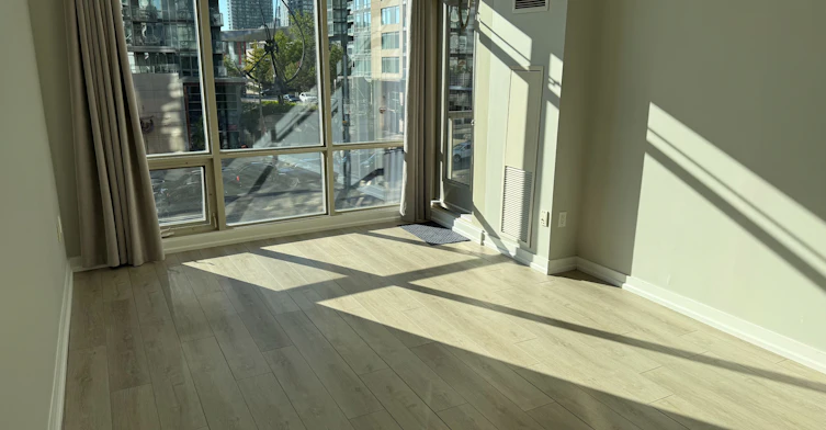 202-35 Mariner Terrace, Toronto, ON, M5V 3V9 - 5