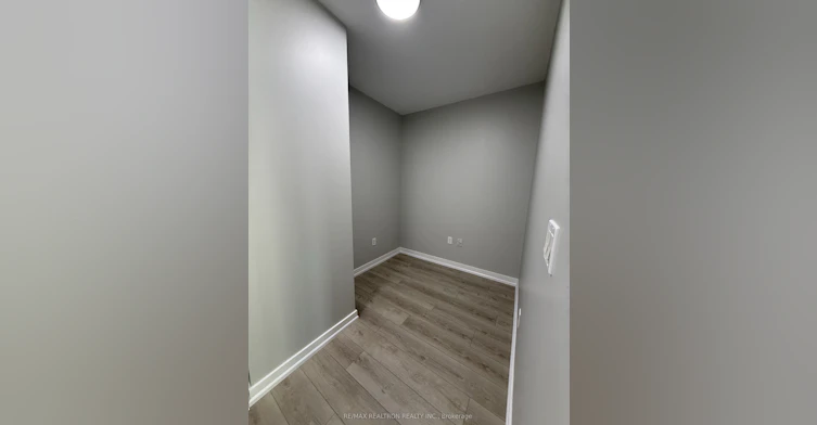 202-35 Mariner Terrace, Toronto, ON, M5V 3V9 - 14