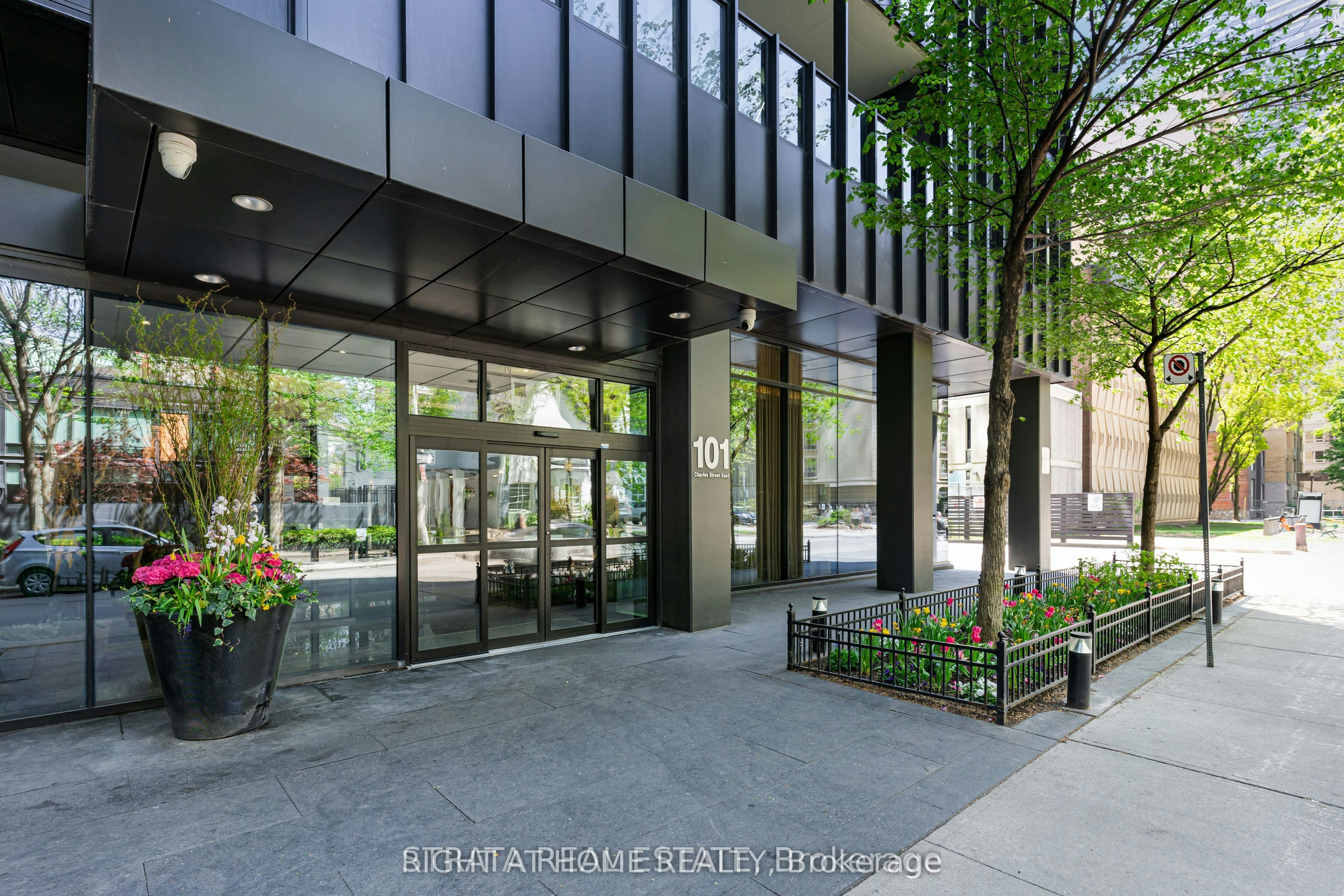 4608-101 Charles Street E, Toronto, ON, M4Y 1V2 - 2