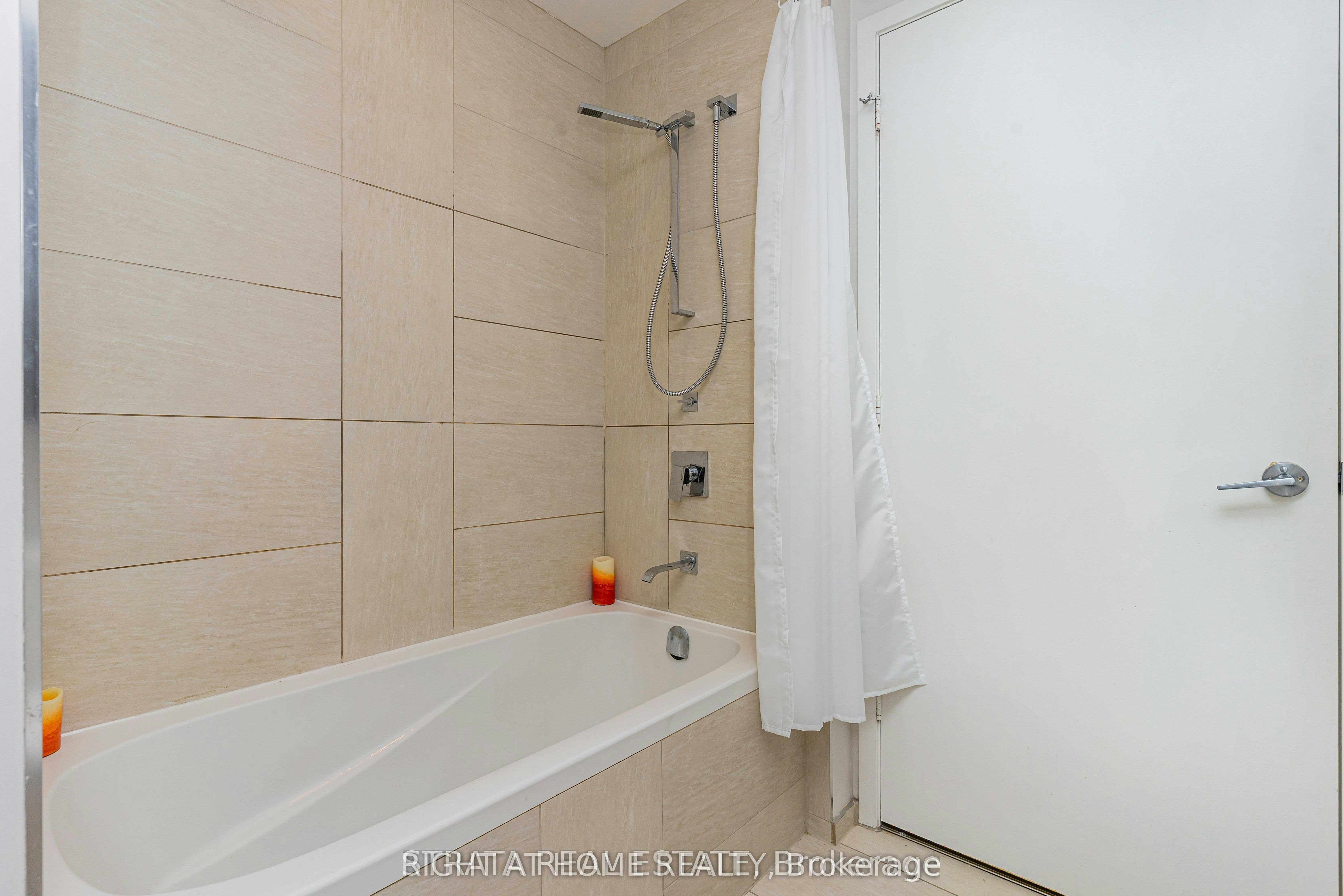 4608-101 Charles Street E, Toronto, ON, M4Y 1V2 - 12