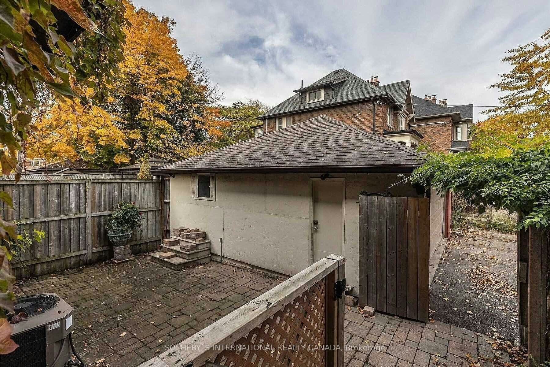 Main Fl-130 Highbourne Road, Toronto, ON, M5P 2J7 - 25