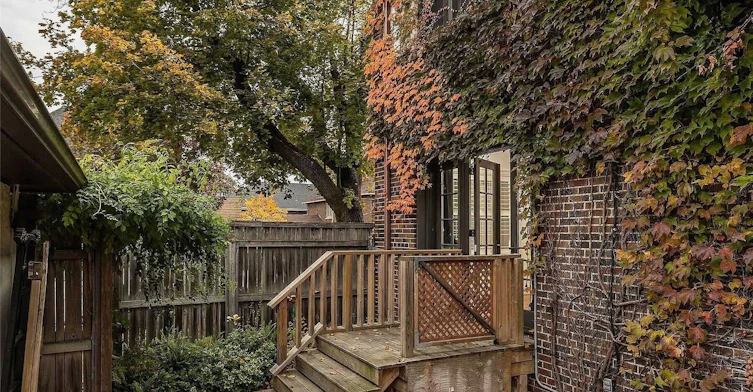 Main Fl-130 Highbourne Road, Toronto, ON, M5P 2J7 - 28