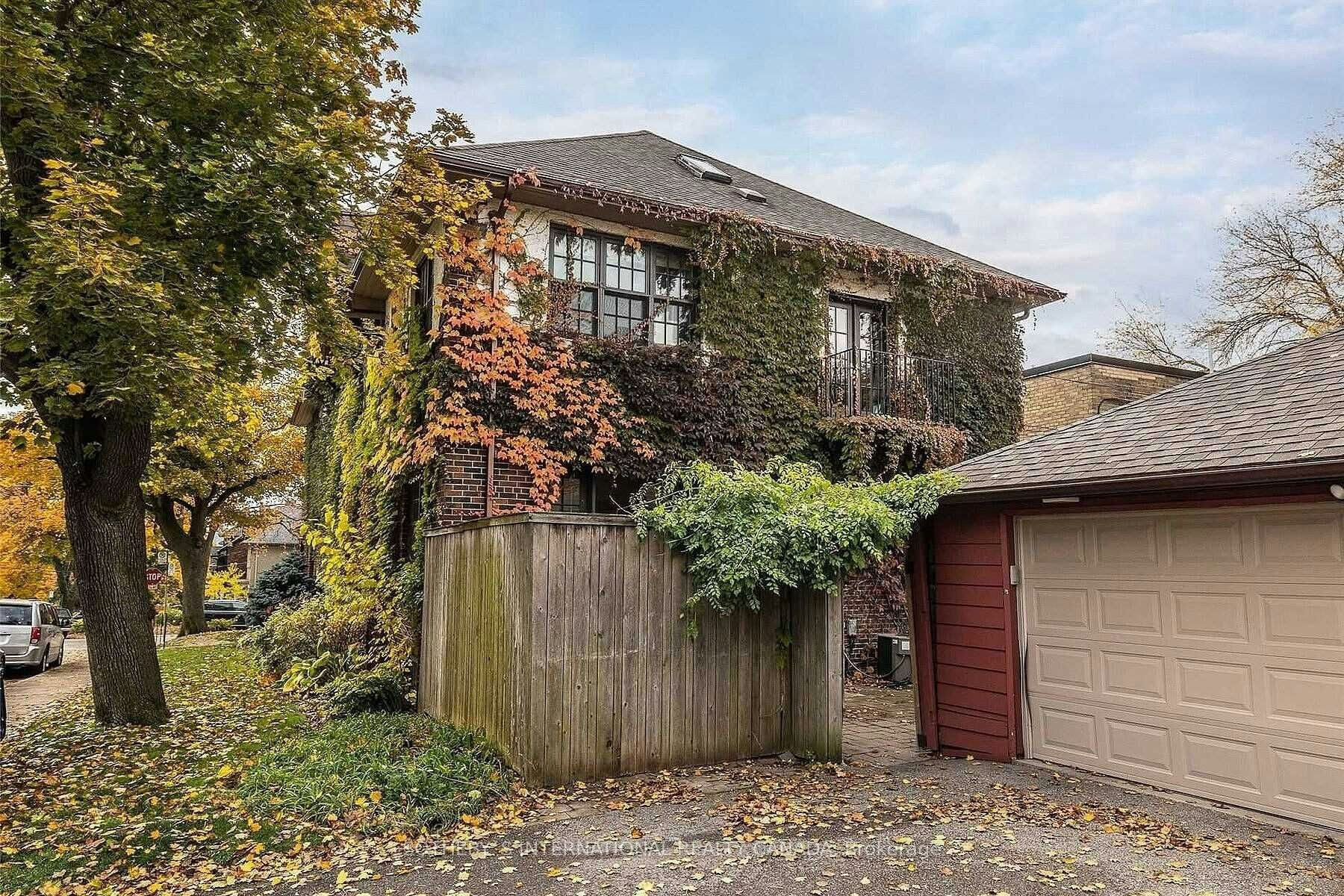 Main Fl-130 Highbourne Road, Toronto, ON, M5P 2J7 - 31