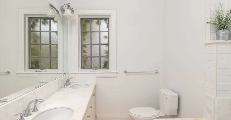 Main Fl-130 Highbourne Road, Toronto, ON, M5P 2J7 - 20