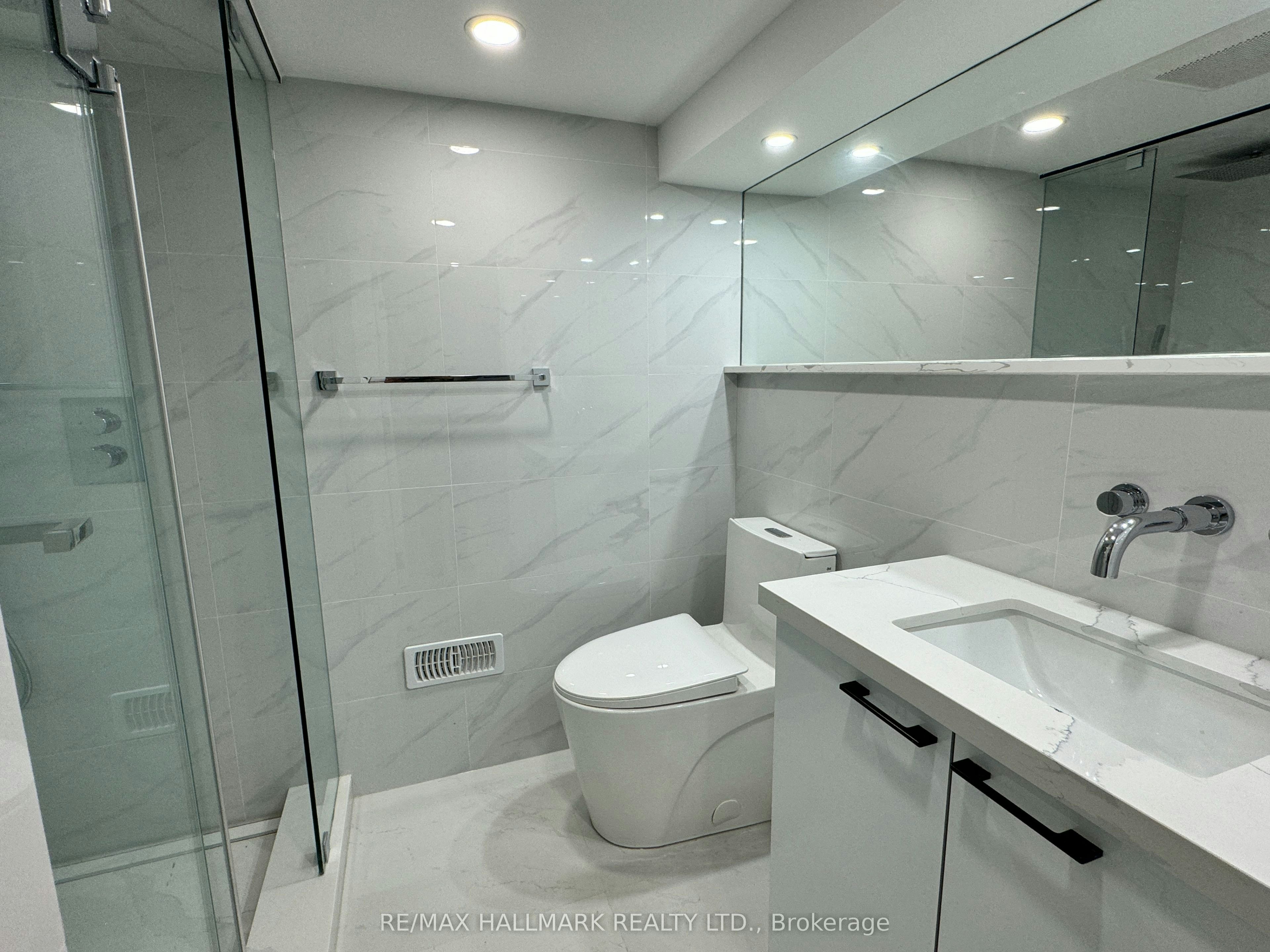 Bsmt-116 Bellevue Avenue, Toronto, ON, M5T 2N9 - 7