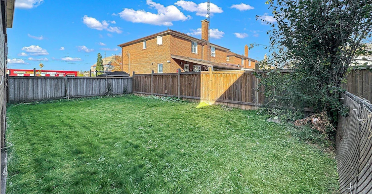244 Overbrook Place, Toronto, ON, M3H 4R7 - 25