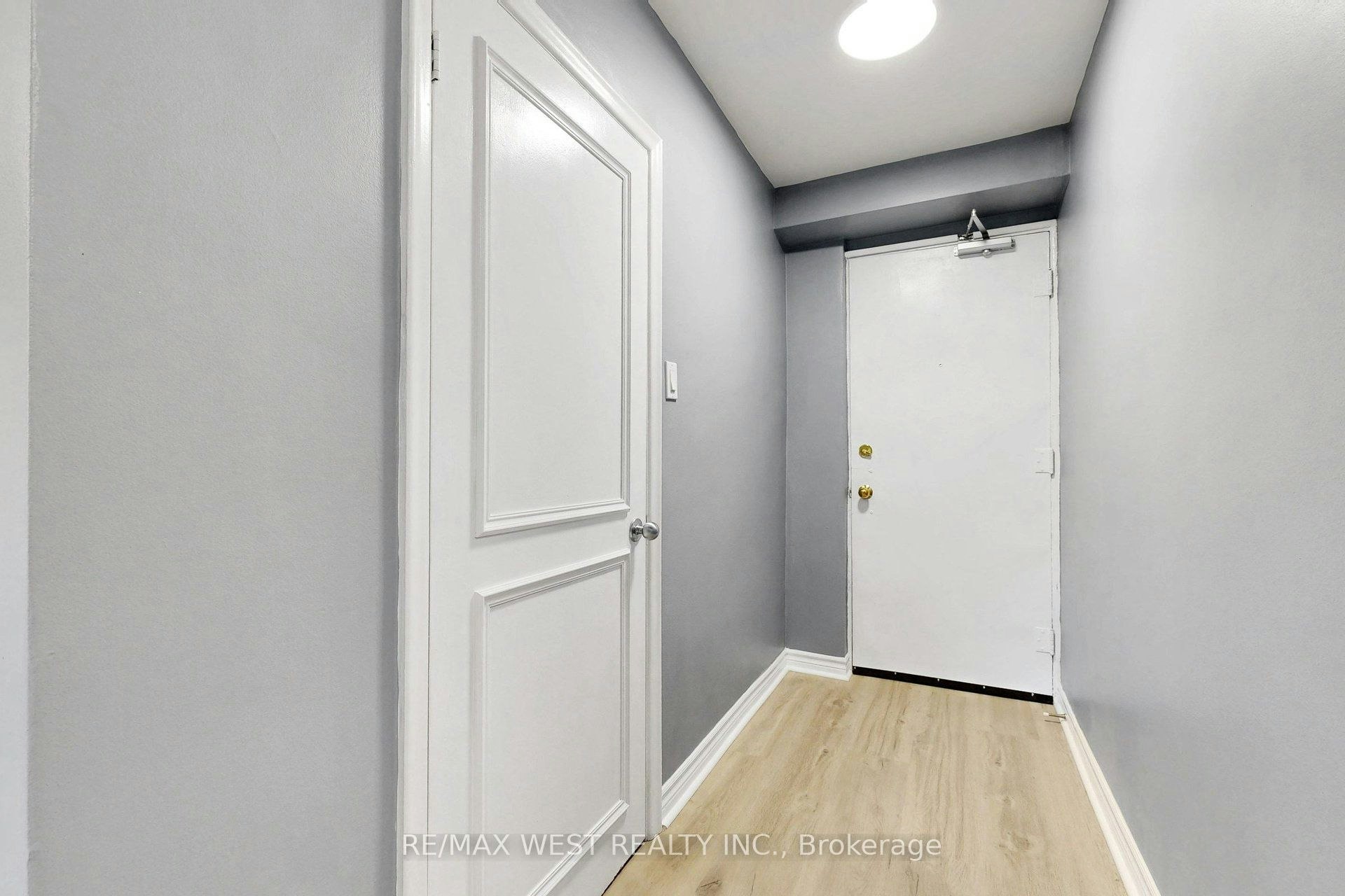 244 Overbrook Place, Toronto, ON, M3H 4R7 - 5