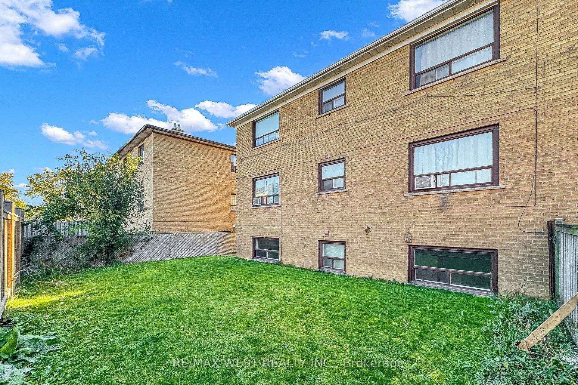 244 Overbrook Place, Toronto, ON, M3H 4R7 - 27