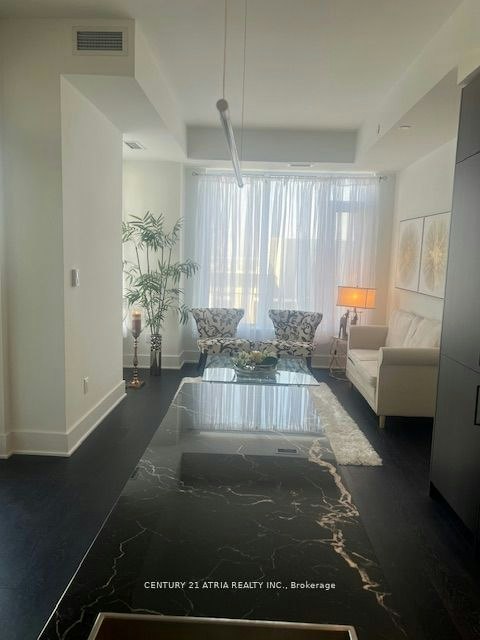 5604-11 Yorkville Avenue, Toronto, ON, M4W 0B7 - 2
