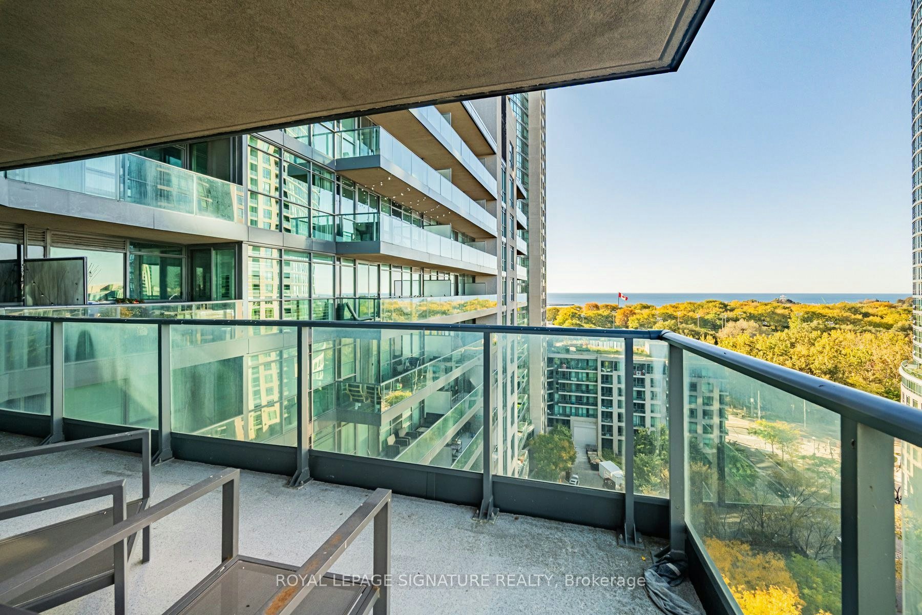 1359-209 Fort York Boulevard, Toronto, ON, M5V 4A1 - 27