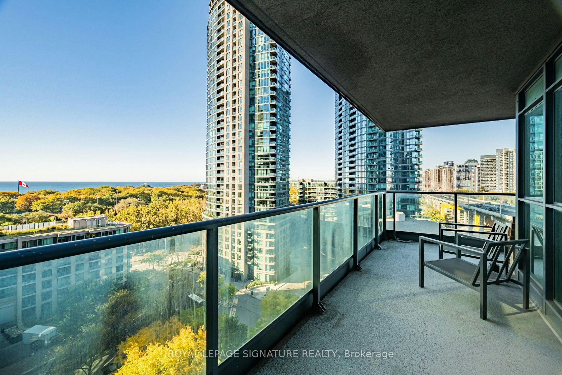 1359-209 Fort York Boulevard, Toronto, ON, M5V 4A1 - 26