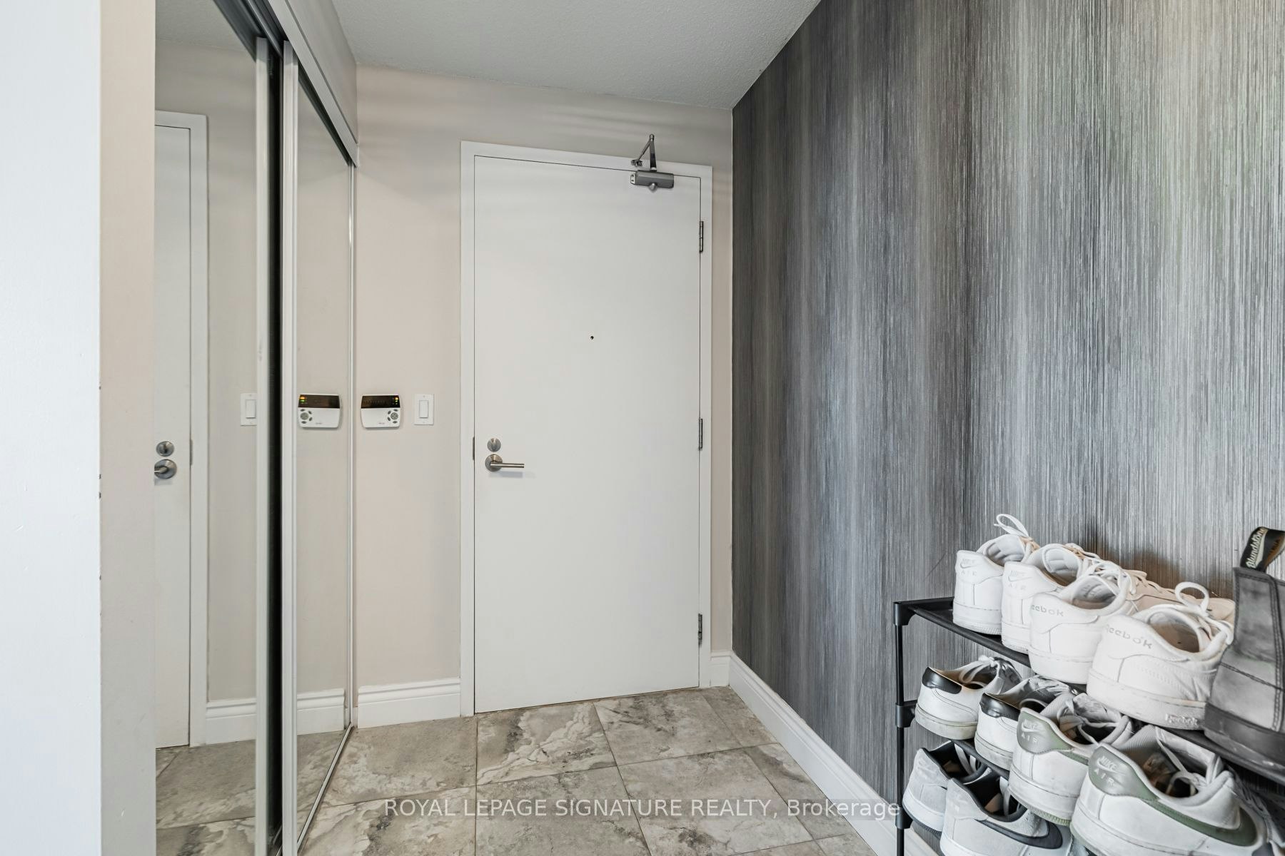 1359-209 Fort York Boulevard, Toronto, ON, M5V 4A1 - 22