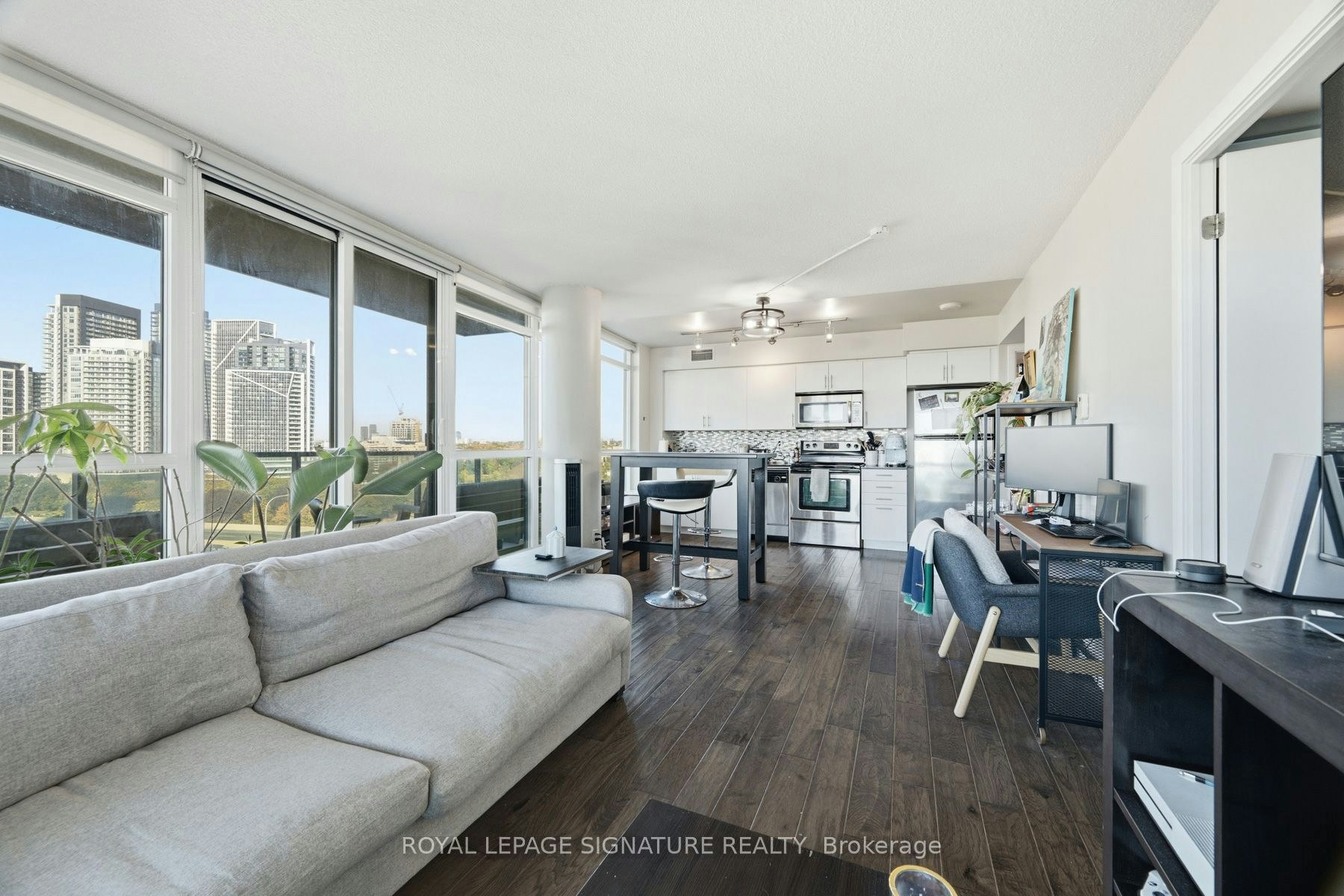 1359-209 Fort York Boulevard, Toronto, ON, M5V 4A1 - 7