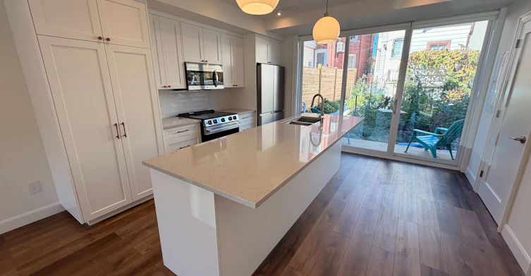 Laneway Unit-29 Earnscliffe Road, Toronto, ON, M6E 1J4 - 8