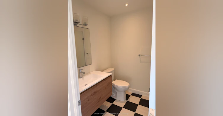 Laneway Unit-29 Earnscliffe Road, Toronto, ON, M6E 1J4 - 15