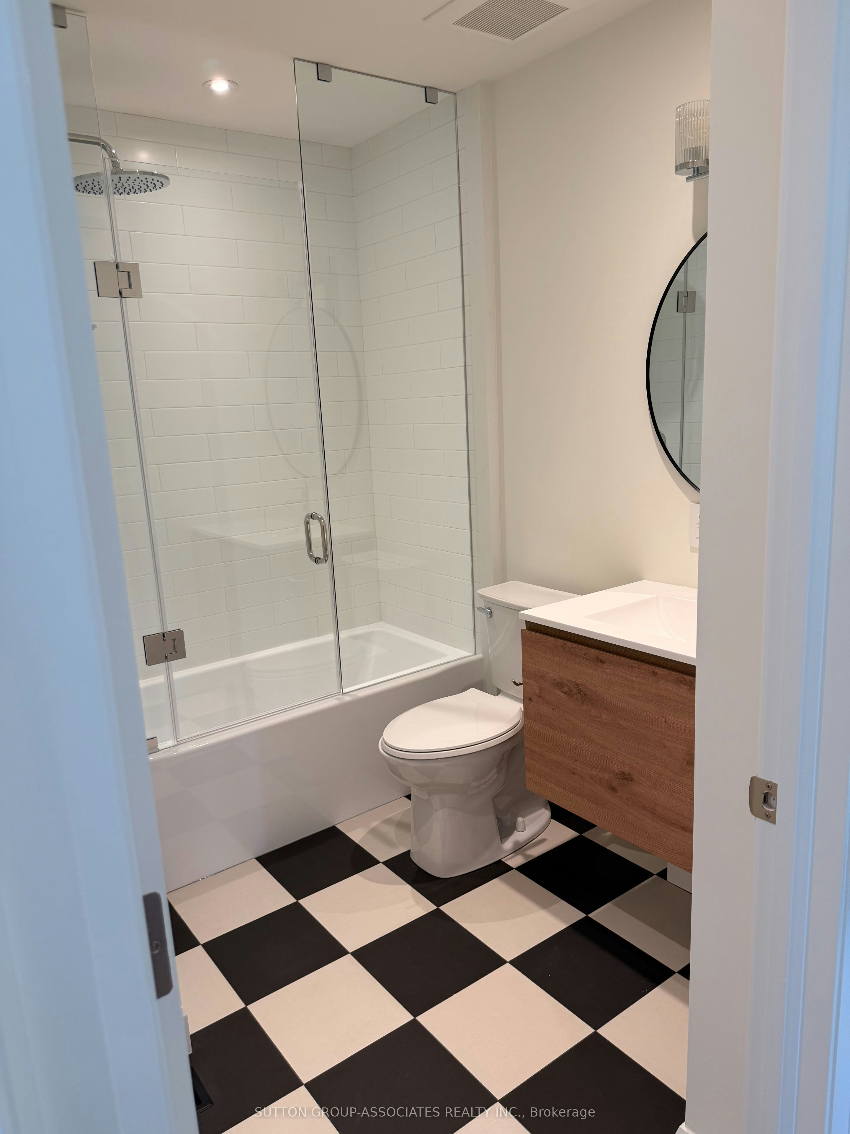 Laneway Unit-29 Earnscliffe Road, Toronto, ON, M6E 1J4 - 22