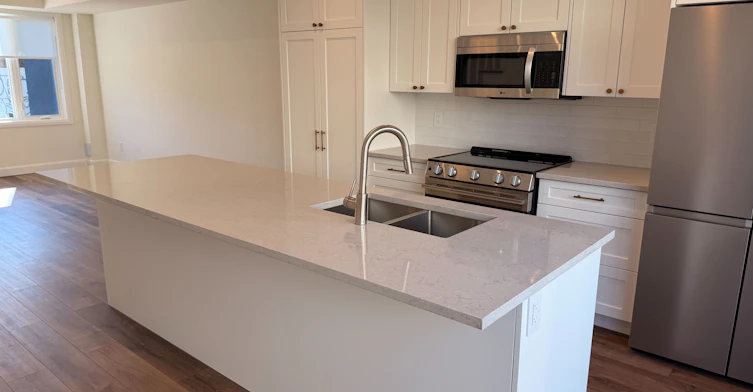 Laneway Unit-29 Earnscliffe Road, Toronto, ON, M6E 1J4 - 10