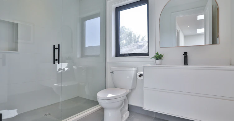 215 Ava Road, Toronto, ON, M6C 1W9 - 37
