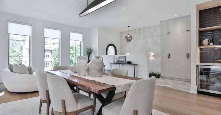 215 Ava Road, Toronto, ON, M6C 1W9 - 9
