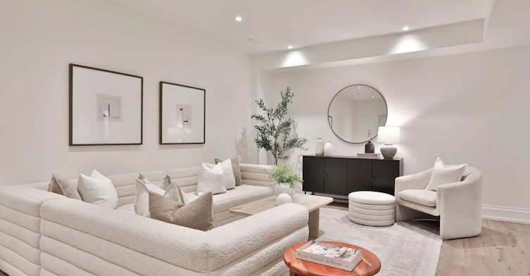 215 Ava Road, Toronto, ON, M6C 1W9 - 39