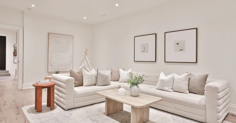 215 Ava Road, Toronto, ON, M6C 1W9 - 40