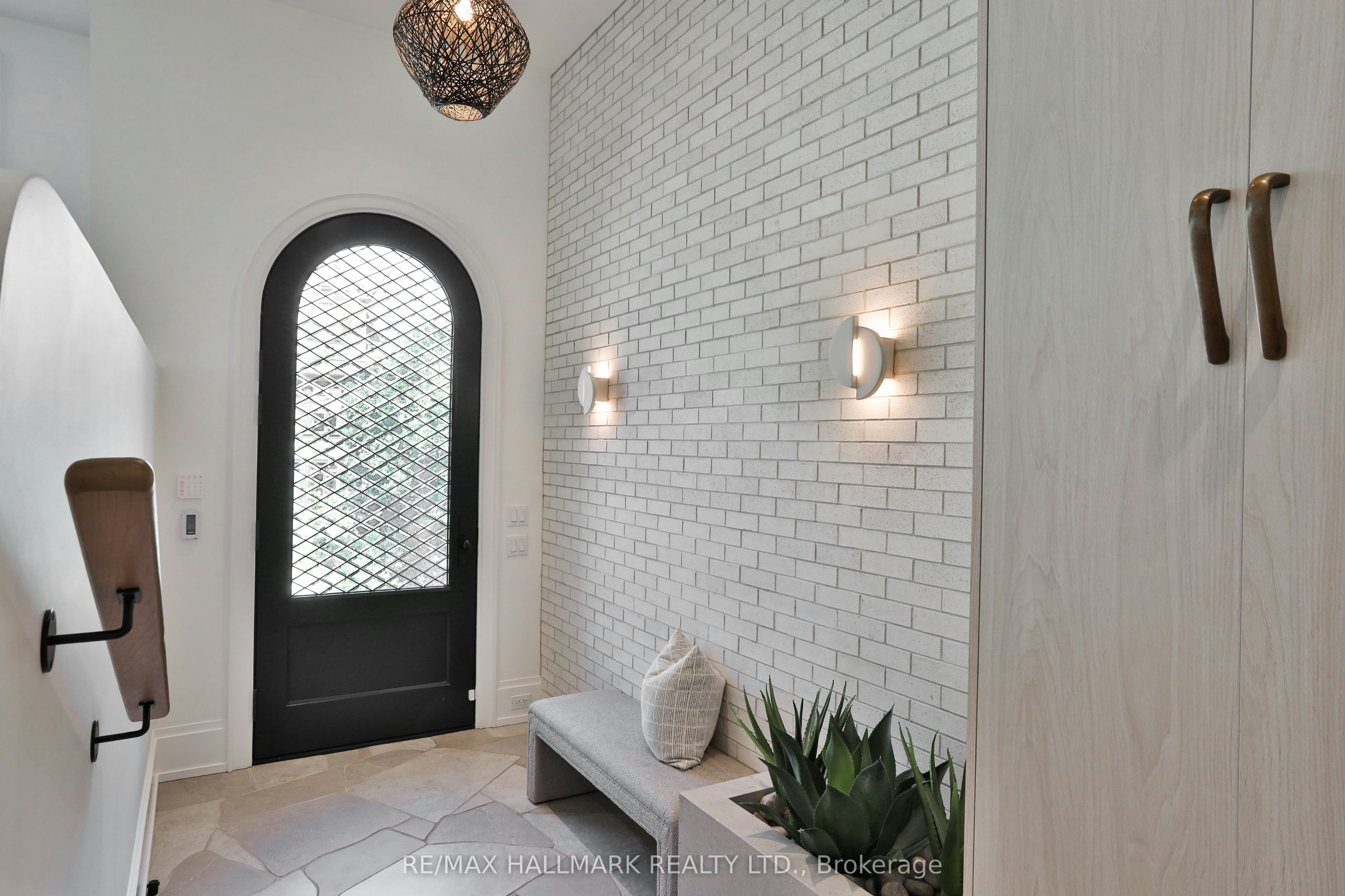 215 Ava Road, Toronto, ON, M6C 1W9 - 3