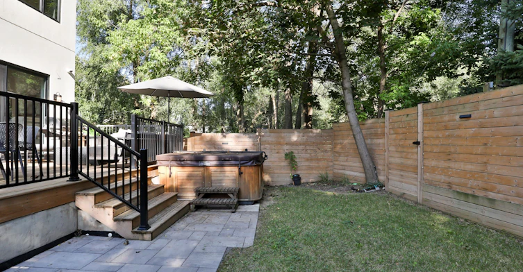 215 Ava Road, Toronto, ON, M6C 1W9 - 49