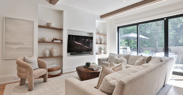 215 Ava Road, Toronto, ON, M6C 1W9 - 20