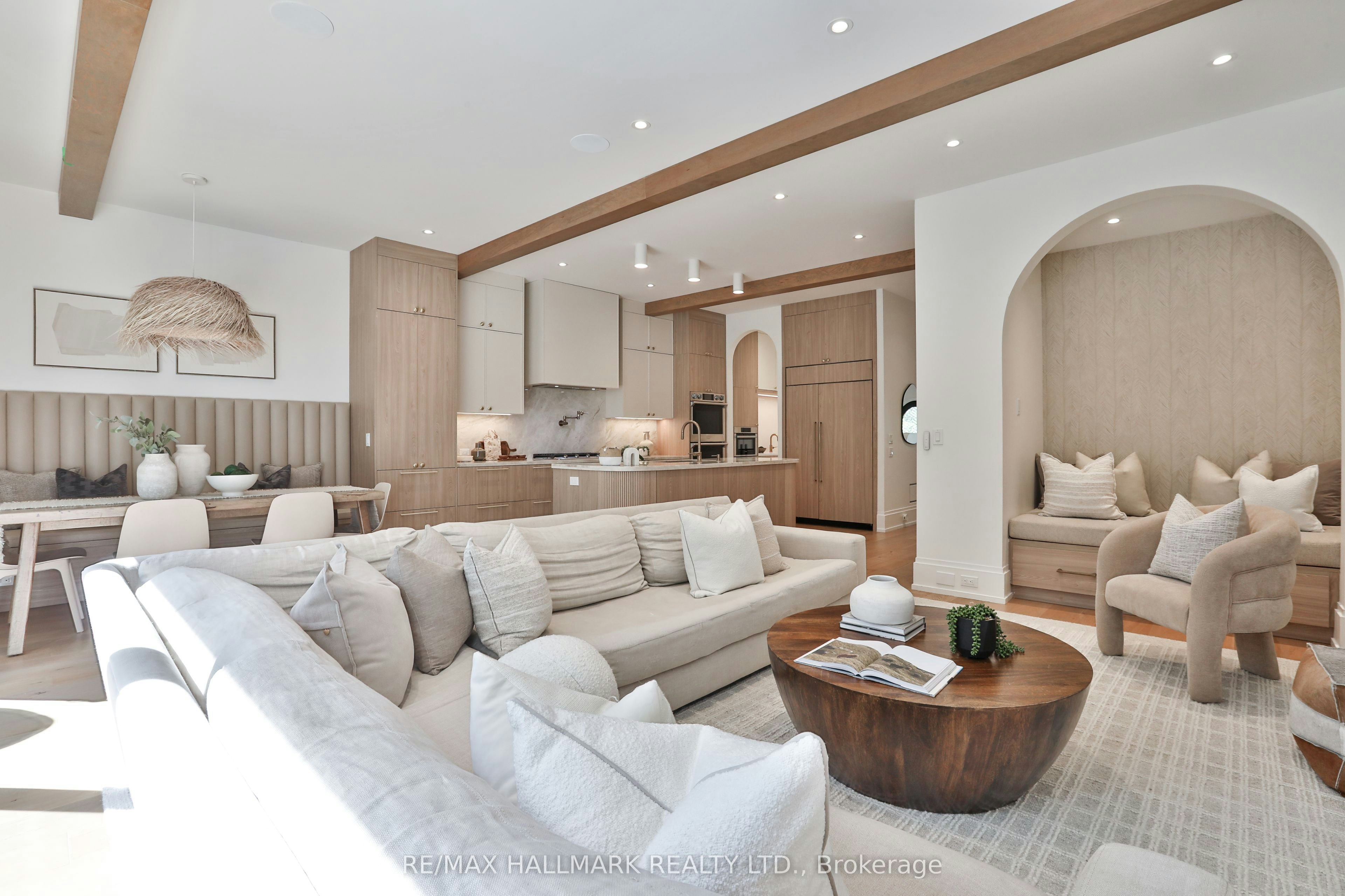 215 Ava Road, Toronto, ON, M6C 1W9 - 22