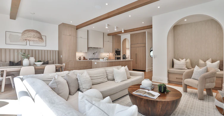215 Ava Road, Toronto, ON, M6C 1W9 - 22