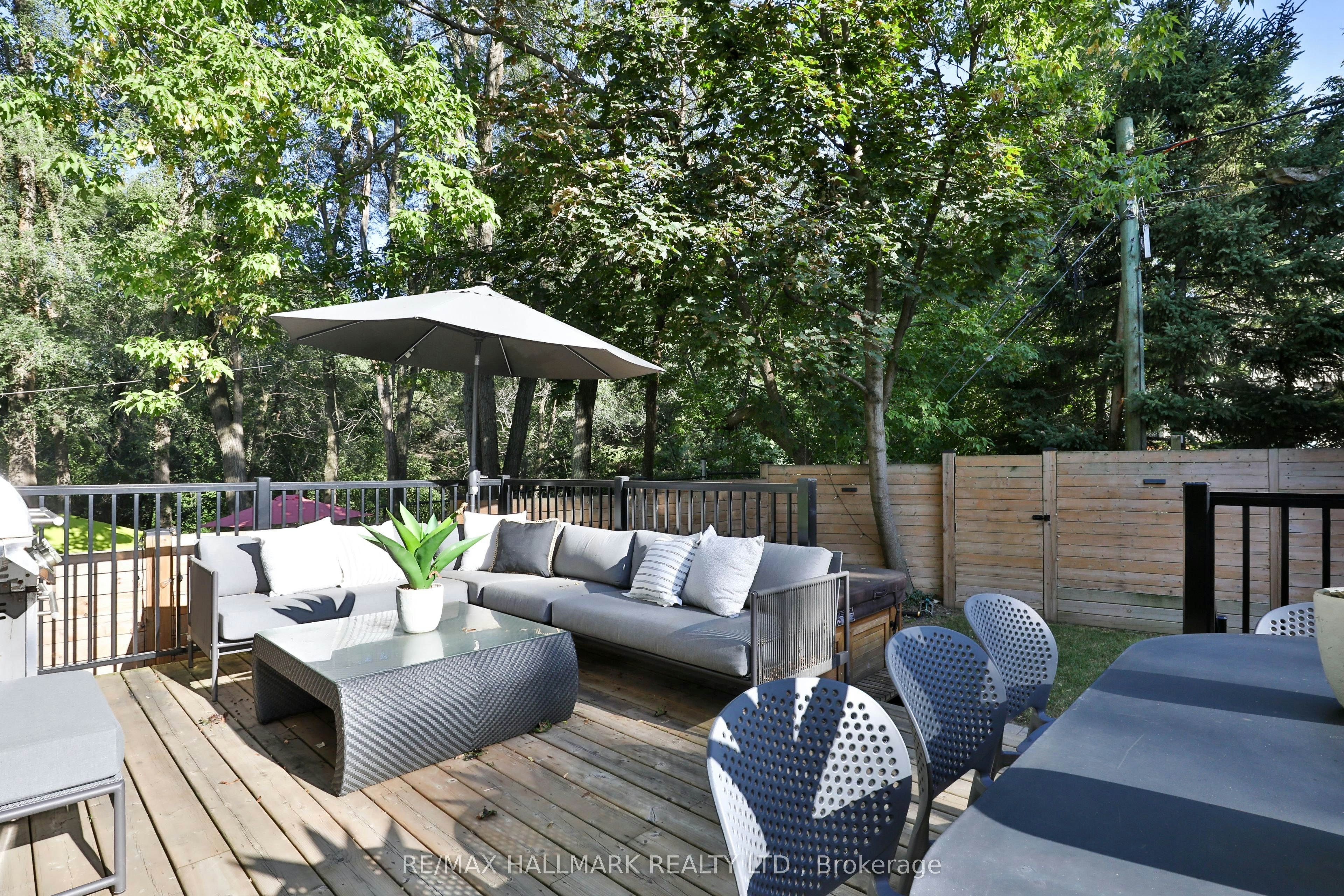 215 Ava Road, Toronto, ON, M6C 1W9 - 48