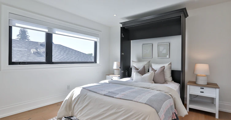 215 Ava Road, Toronto, ON, M6C 1W9 - 36