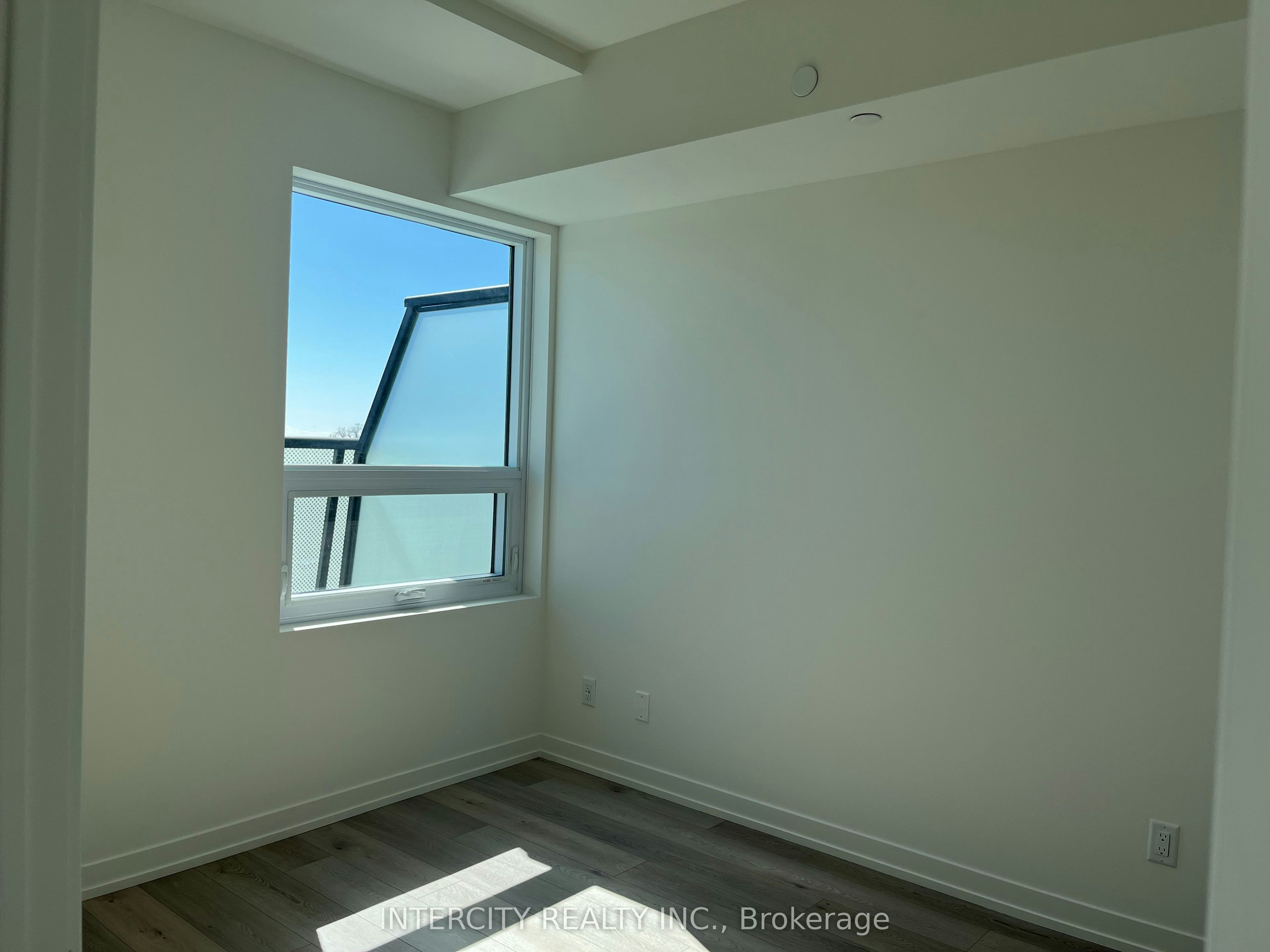 605-863 St. Clair Avenue W, Toronto, ON, M6C 0B2 - 6